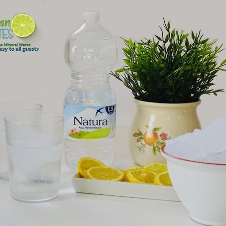 Lemonsuites Mercato Малага Экстерьер фото
