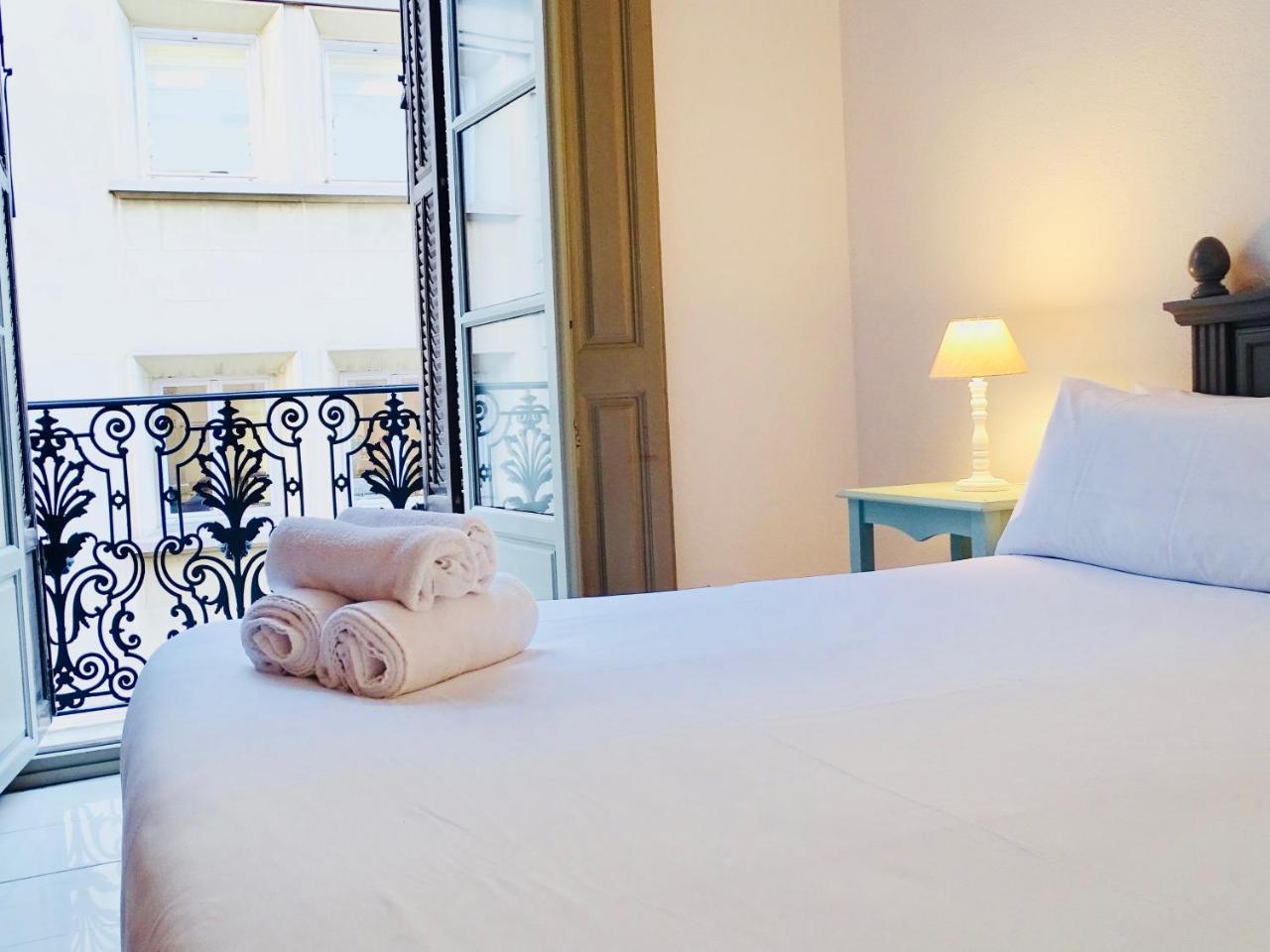 Lemonsuites Mercato Малага Экстерьер фото