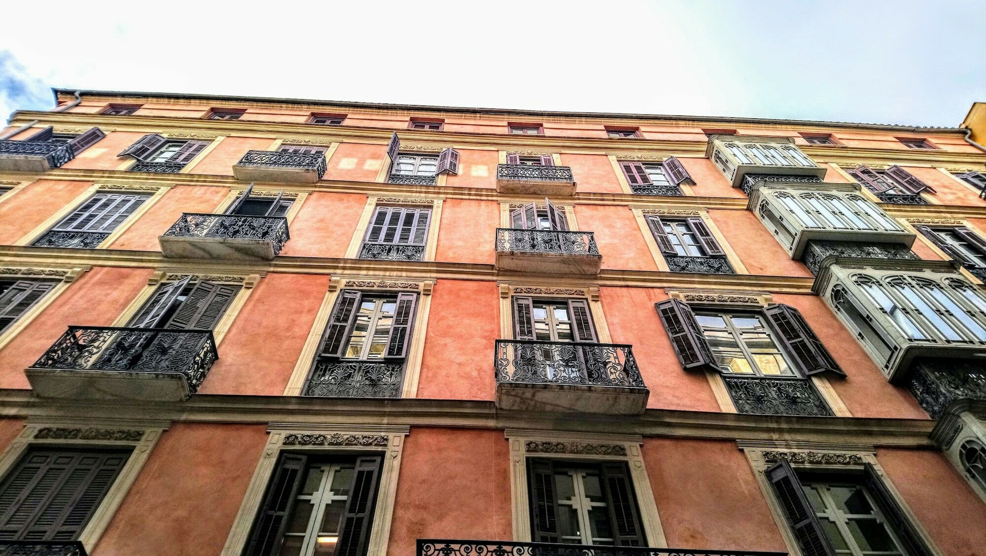 Lemonsuites Mercato Малага Экстерьер фото